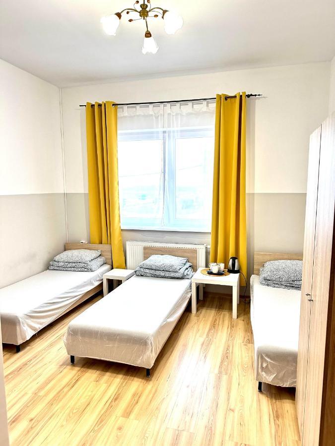 Orzelek Hostel Γκνιέζνο Εξωτερικό φωτογραφία
